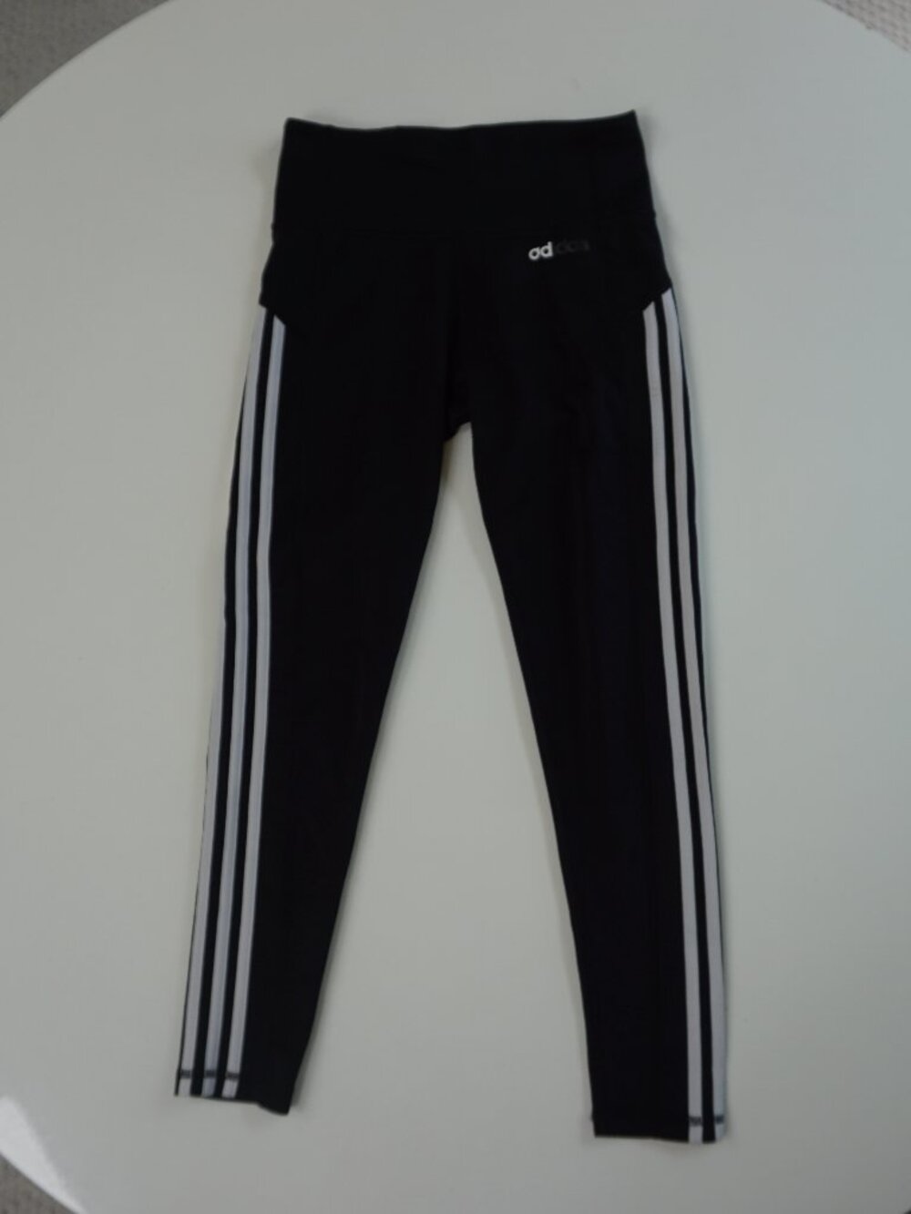 adidas Y2K Climalite Three Stripe Capri Mid Rise Leggings